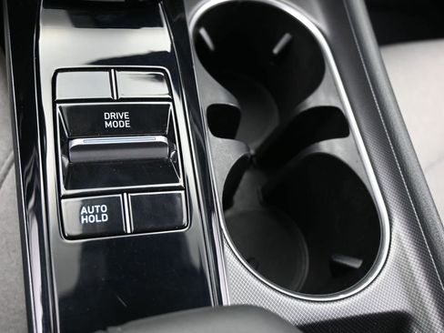 Used 2022 Hyundai Sonata SE image 24