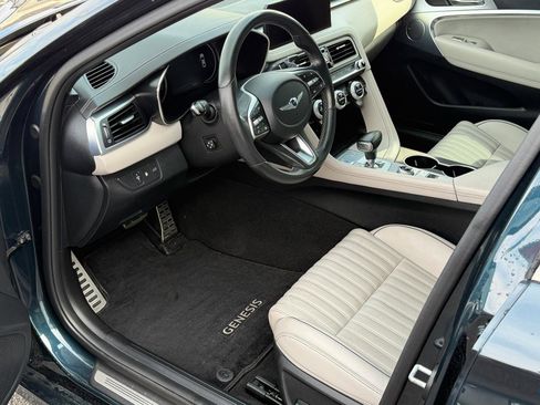 Used 2023 Genesis G70 2.0T w/ Sport Prestige Package image 6