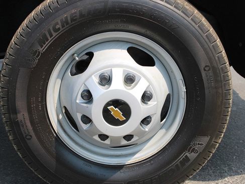 Used 2023 Chevrolet Silverado 3500 W/T w/ WT Convenience Package image 25