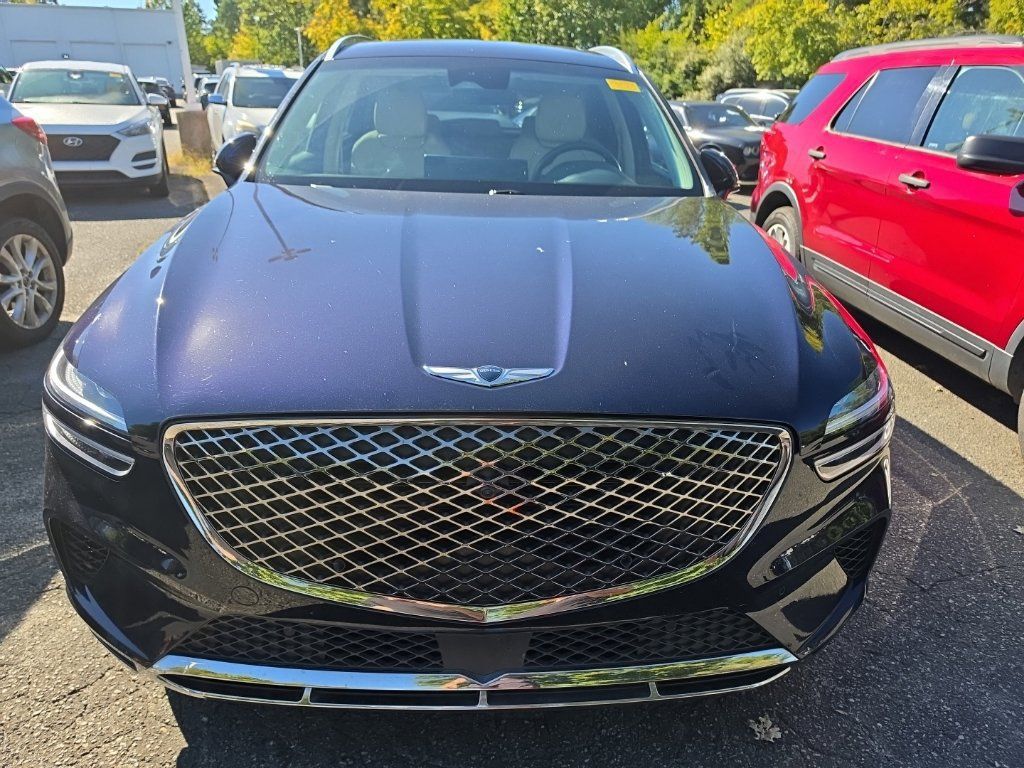 Used 2023 Genesis GV70 2.5T w/ Advanced Package AWD/4WD image 5