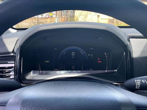 Used 2025 Toyota Camry LE image 13