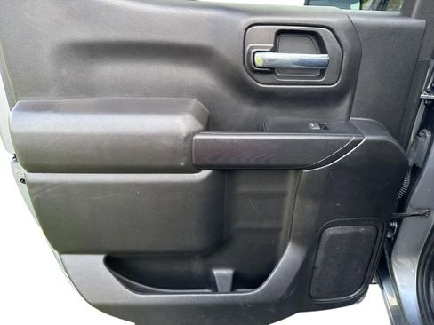 Used 2022 Chevrolet Silverado 1500 LT AWD/4WD image 26