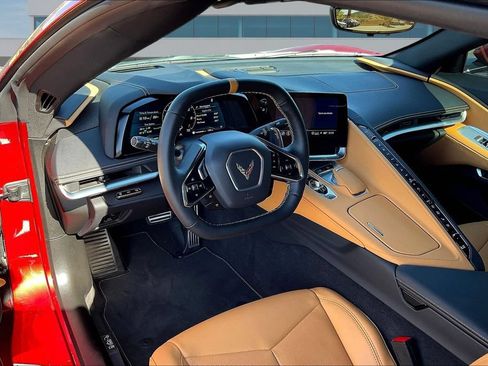 Used 2023 Chevrolet Corvette Stingray Preferred Cpe w/ Z51 Performance Package RWD image 16