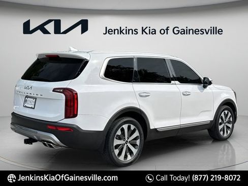 Used 2022 Kia Telluride S FWD image 7