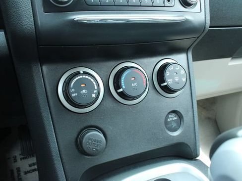 Used 2013 Nissan Rogue S w/ Special Edition Pkg FWD image 18