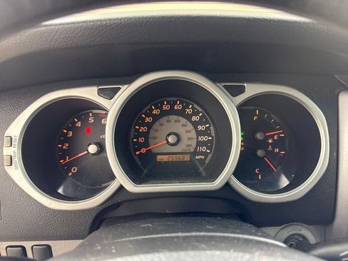 Used 2004 Toyota 4Runner 2WD image 26