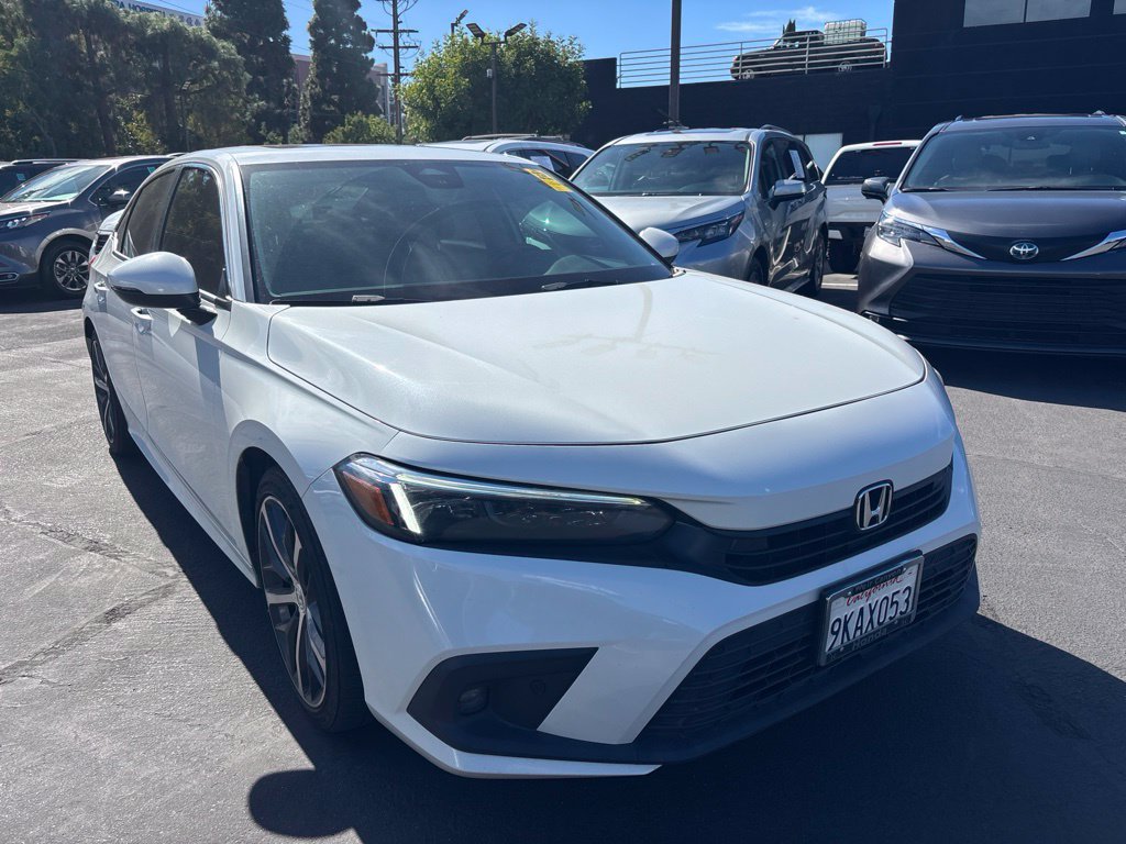 Used 2023 Honda Civic Touring image 2