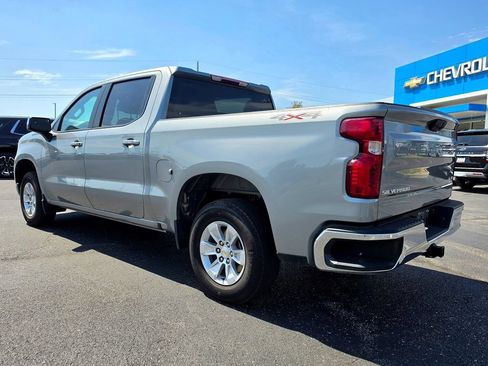 Used 2025 Chevrolet Silverado 1500 LT AWD/4WD image 4