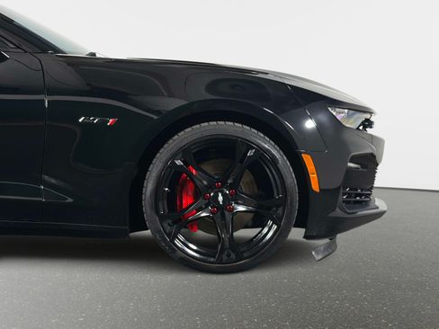Used 2022 Chevrolet Camaro SS RWD image 3
