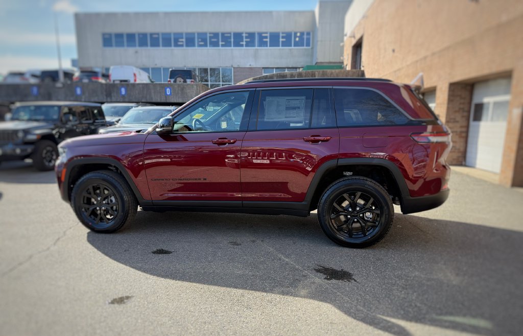 New 2026 Jeep Grand Cherokee Altitude AWD/4WD image 14