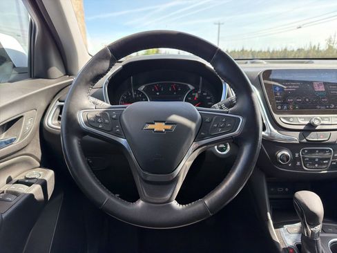 Used 2022 Chevrolet Equinox LT AWD/4WD image 11