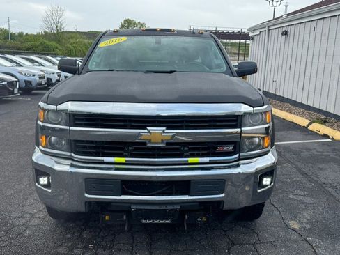 Used 2015 Chevrolet Silverado 2500 LT w/ LT Convenience Package AWD/4WD image 4