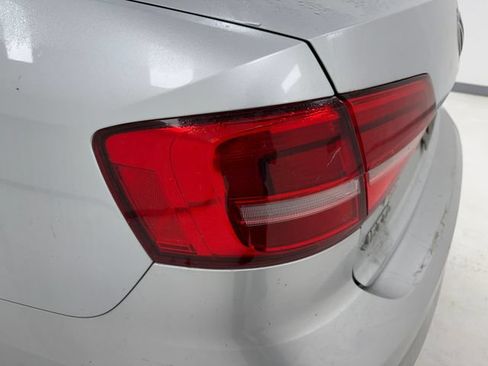 Used 2015 Volkswagen Jetta S FWD image 16