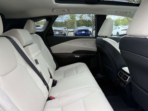Used 2024 Lexus RX 350 AWD w/ Convenience Package image 16