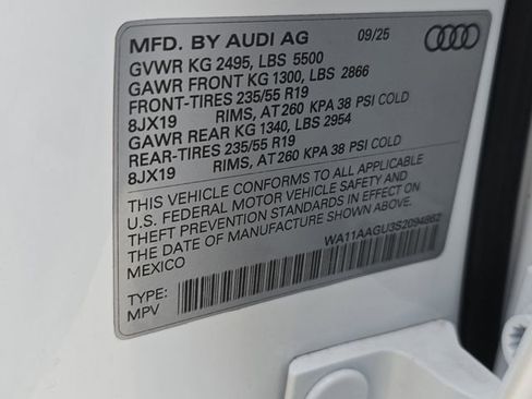 Used 2025 Audi Q5 Premium w/ Convenience Package AWD/4WD image 39
