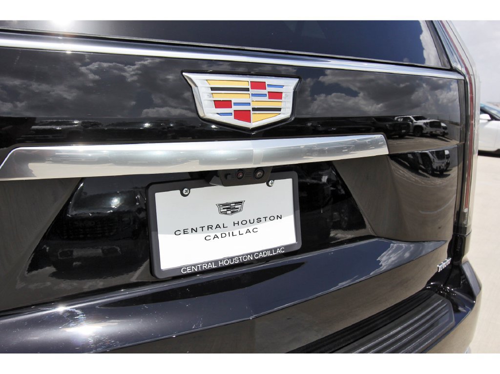 Used 2026 Cadillac Escalade Luxury AWD/4WD image 31
