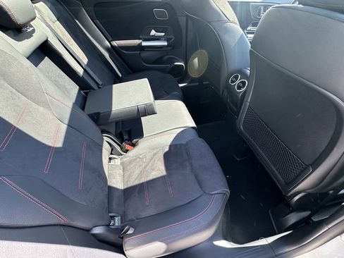 Certified 2025 Mercedes-Benz GLA 250 image 18