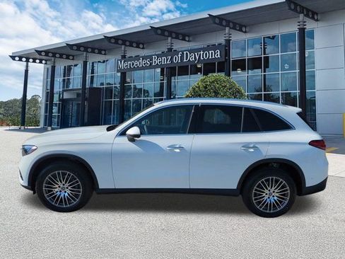 Used 2026 Mercedes-Benz GLC 300 image 7