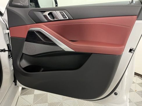 New 2026 BMW X6 xDrive40i w/ Executive Package image 23