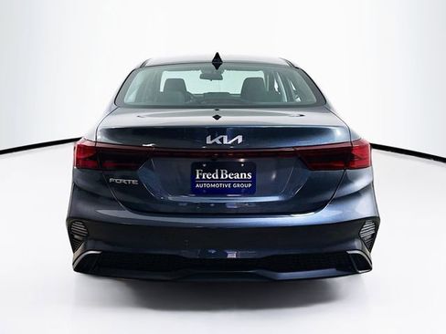 Used 2023 Kia Forte LXS w/ LXS Technology Package image 7