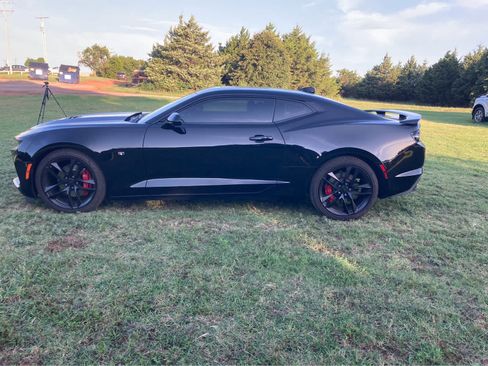 Used 2023 Chevrolet Camaro SS RWD image 5