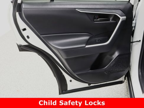 Certified 2024 Toyota RAV4 LE image 22