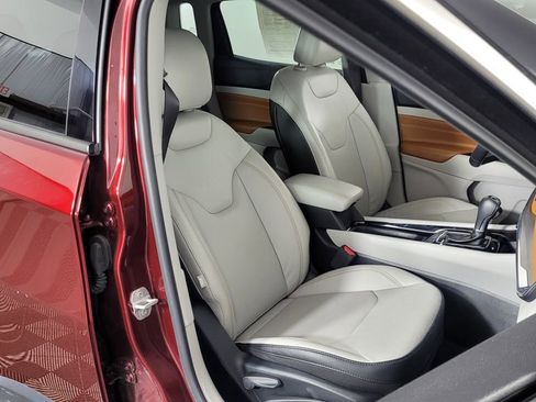 Used 2022 Jeep Compass Limited image 35