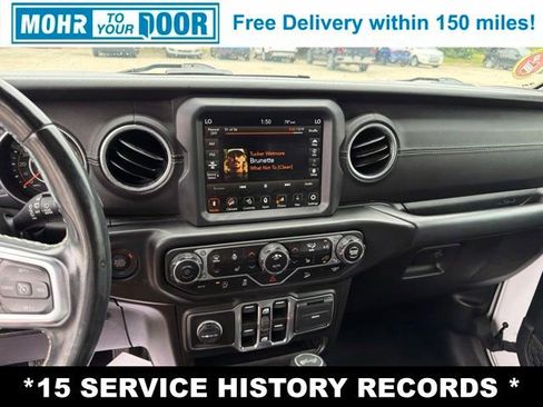 Used 2020 Jeep Wrangler Unlimited Sahara AWD/4WD image 33