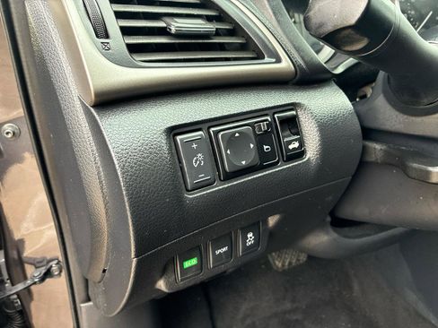 Used 2015 Nissan Sentra SV image 26