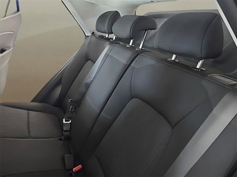 New 2026 Hyundai Venue SE image 14