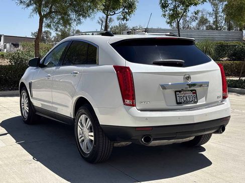 Used 2016 Cadillac SRX Luxury w/ Driver Awareness Package FWD image 5