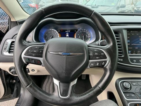 Used 2015 Chrysler 200 C w/ Navigation & Sound Group I image 17