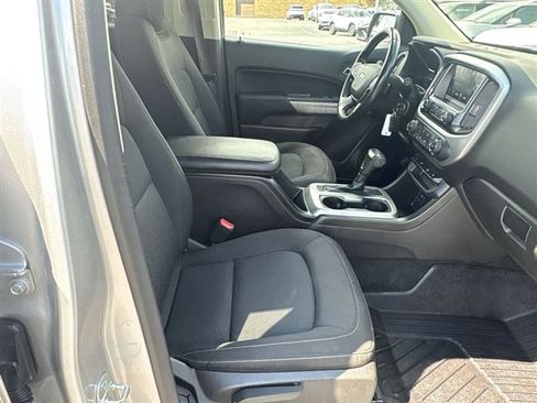 Used 2018 Chevrolet Colorado LT w/ LT Convenience Package AWD/4WD image 25