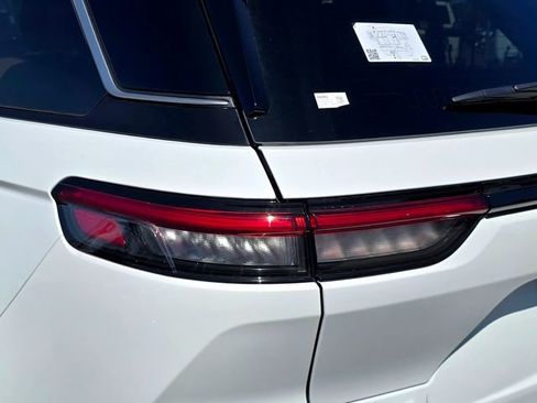 New 2026 Jeep Grand Cherokee Summit AWD/4WD image 37