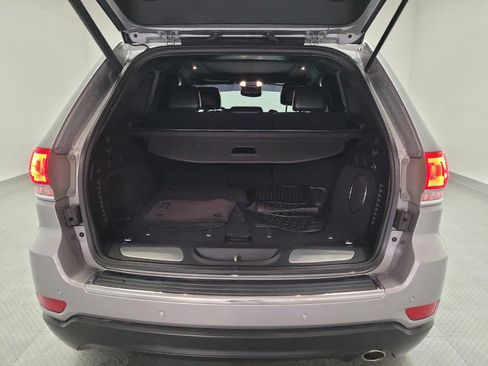 Used 2017 Jeep Grand Cherokee Limited w/ Luxury Group II RWD image 29