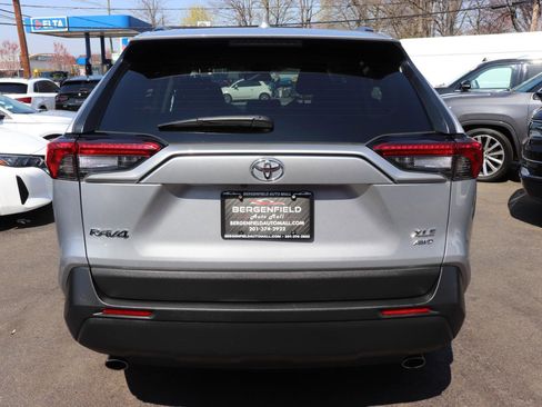 Used 2025 Toyota RAV4 XLE image 4