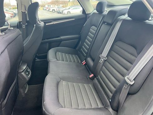 Used 2014 Ford Fusion SE image 22