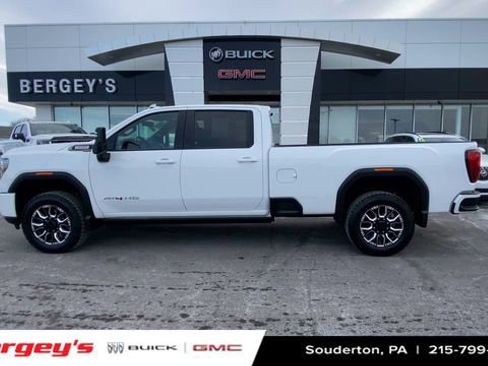 Certified 2022 GMC Sierra 3500 AT4 image 6