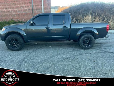 Used 2014 Nissan Frontier SV w/ SV Value Truck Package image 8