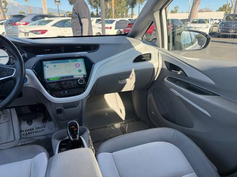 Used 2017 Chevrolet Bolt Premier w/ Driver Confidence II Package image 23