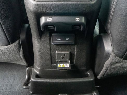 Used 2023 Jeep Wrangler Unlimited Sahara w/ Safety Group AWD/4WD image 32
