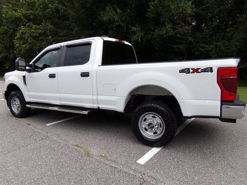 Used 2021 Ford F250 XL w/ Power Equipment Group AWD/4WD image 9