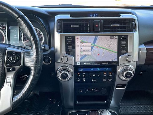 Used 2023 Toyota 4Runner Limited AWD/4WD image 6