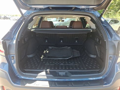 Used 2022 Subaru Outback Touring XT AWD/4WD image 29