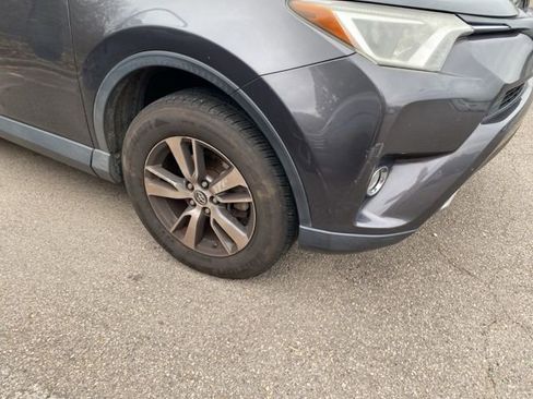 Used 2018 Toyota RAV4 XLE image 12
