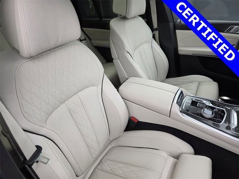 Used 2024 BMW X5 M60i image 28