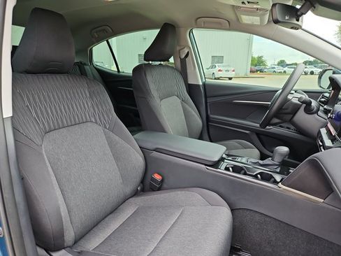 Used 2026 Toyota Camry LE w/ Convenience Package FWD image 21