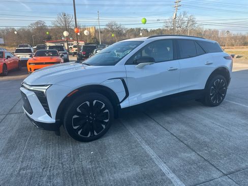 Used 2024 Chevrolet Blazer EV RS image 5