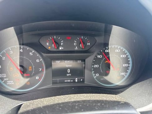 Used 2023 Chevrolet Malibu LT FWD image 11
