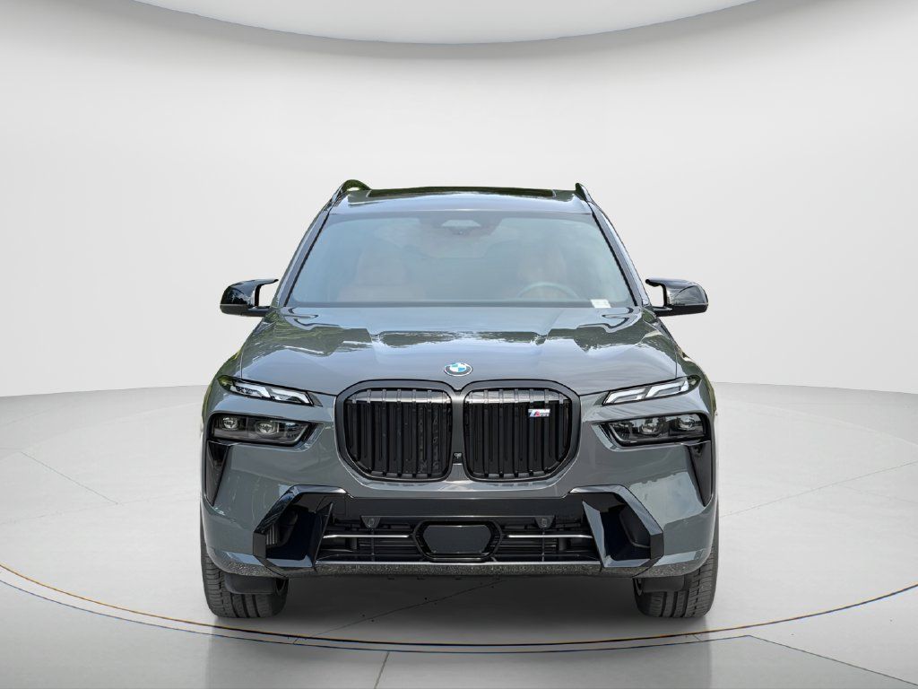 New 2027 BMW X7 M60i AWD/4WD image 2